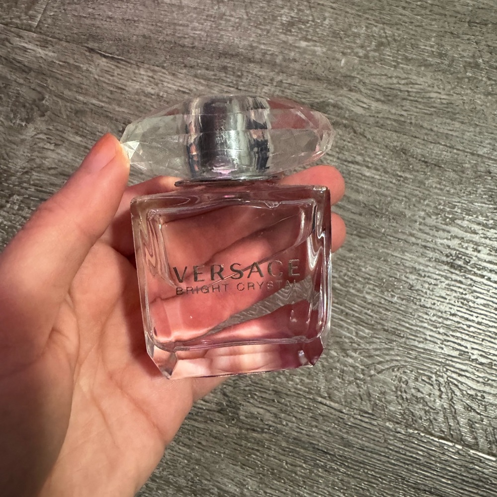Versace Bright Crystal Perfume